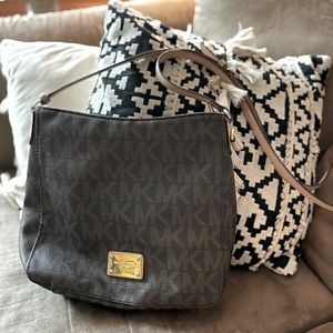 Michael Kors logo crossbody